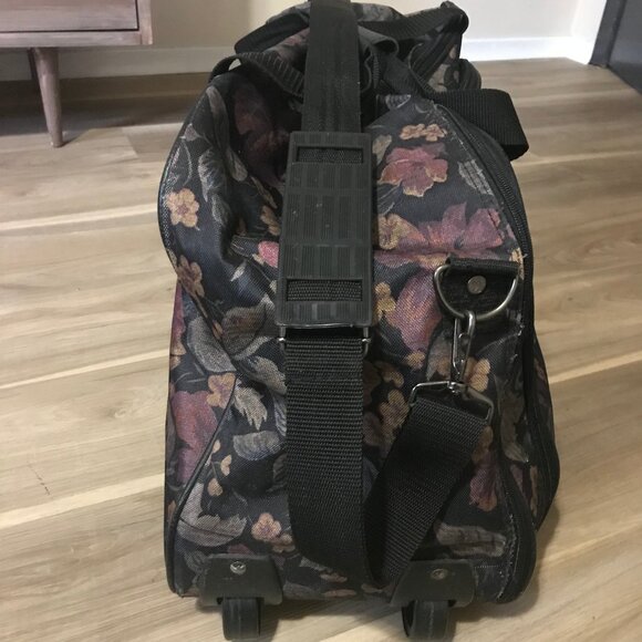 Two Piece Luggage Set For Weekend Overnight Travel - Picture 2 of 14